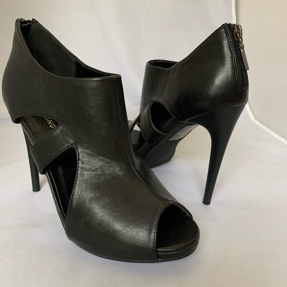 Call it spring leather sandals